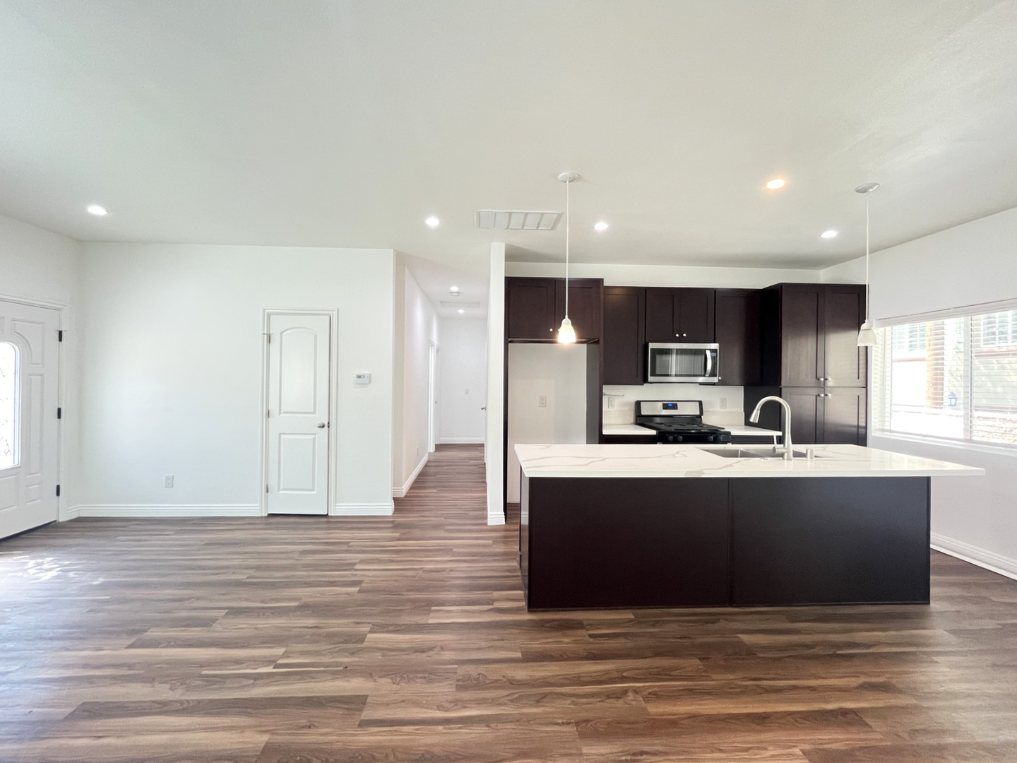 1057 Circle City Dr #3 - Corona - California - 3 bed, 2 bath rental property