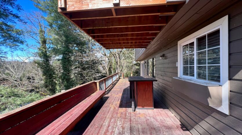 1061 SW Chastain Dr.  - Gresham - Oregon - 3 bed, 3 bath rental property