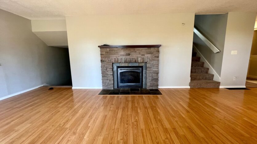 1061 SW Chastain Dr.  - Gresham - Oregon - 3 bed, 3 bath rental property