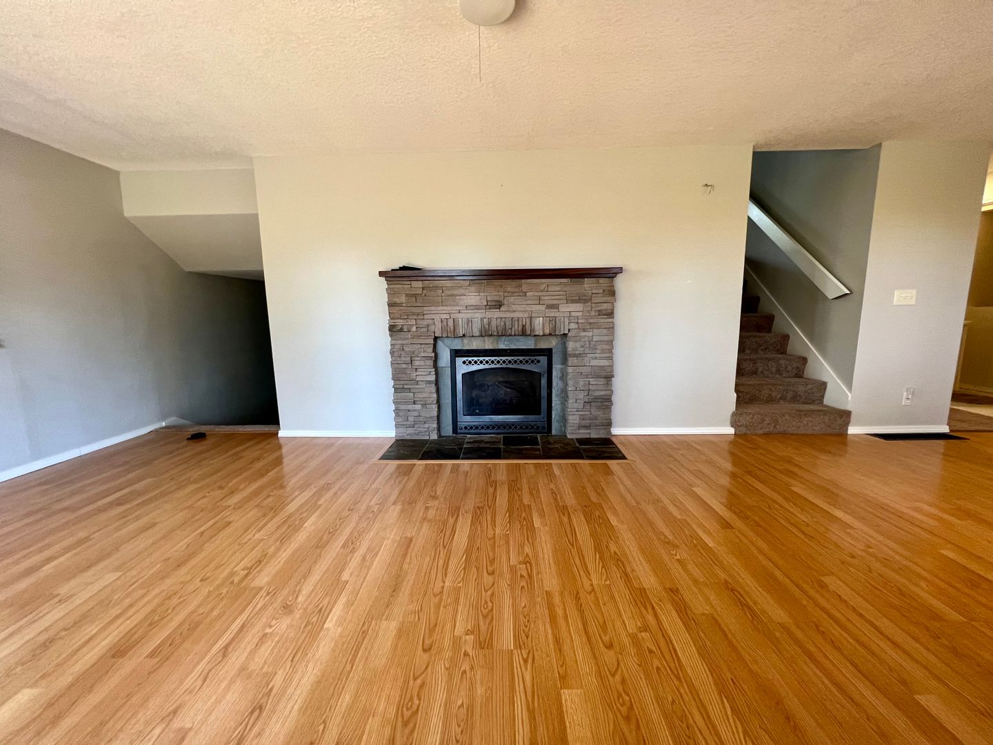 1061 SW Chastain Dr.  - Gresham - Oregon - 3 bed, 3 bath rental property