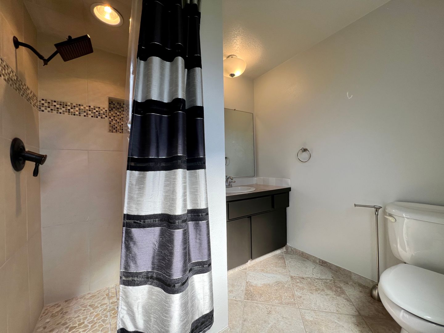 1061 SW Chastain Dr.  - Gresham - Oregon - 3 bed, 3 bath rental property