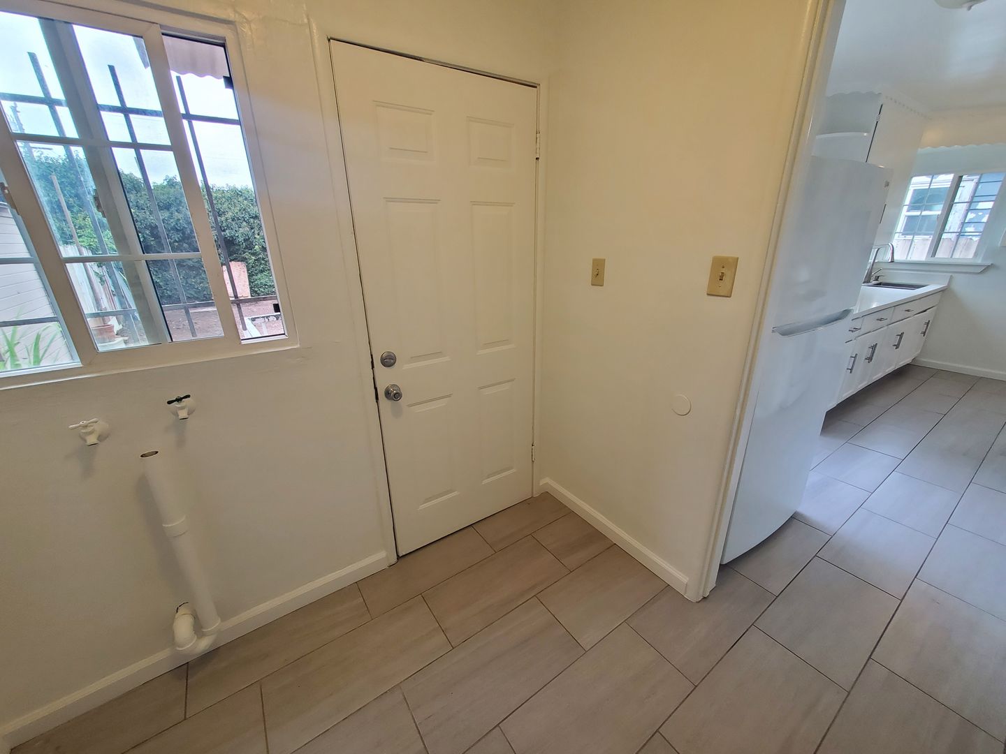 10709 Pippin Street - Oakland - California - 2 bed, 1 bath rental property