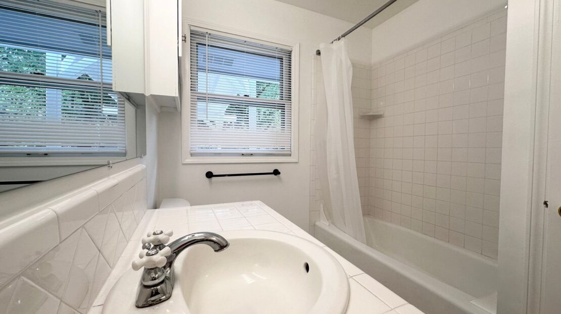 10910 SW 74th Ave.  - Tigard - Oregon - 3 bed, 1 bath rental property