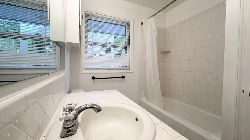 10910 SW 74th Ave.  - Tigard - Oregon - 3 bed, 1 bath rental property