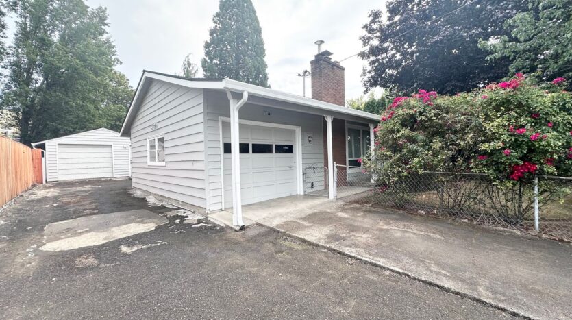 10910 SW 74th Ave.  - Tigard - Oregon - 3 bed, 1 bath rental property