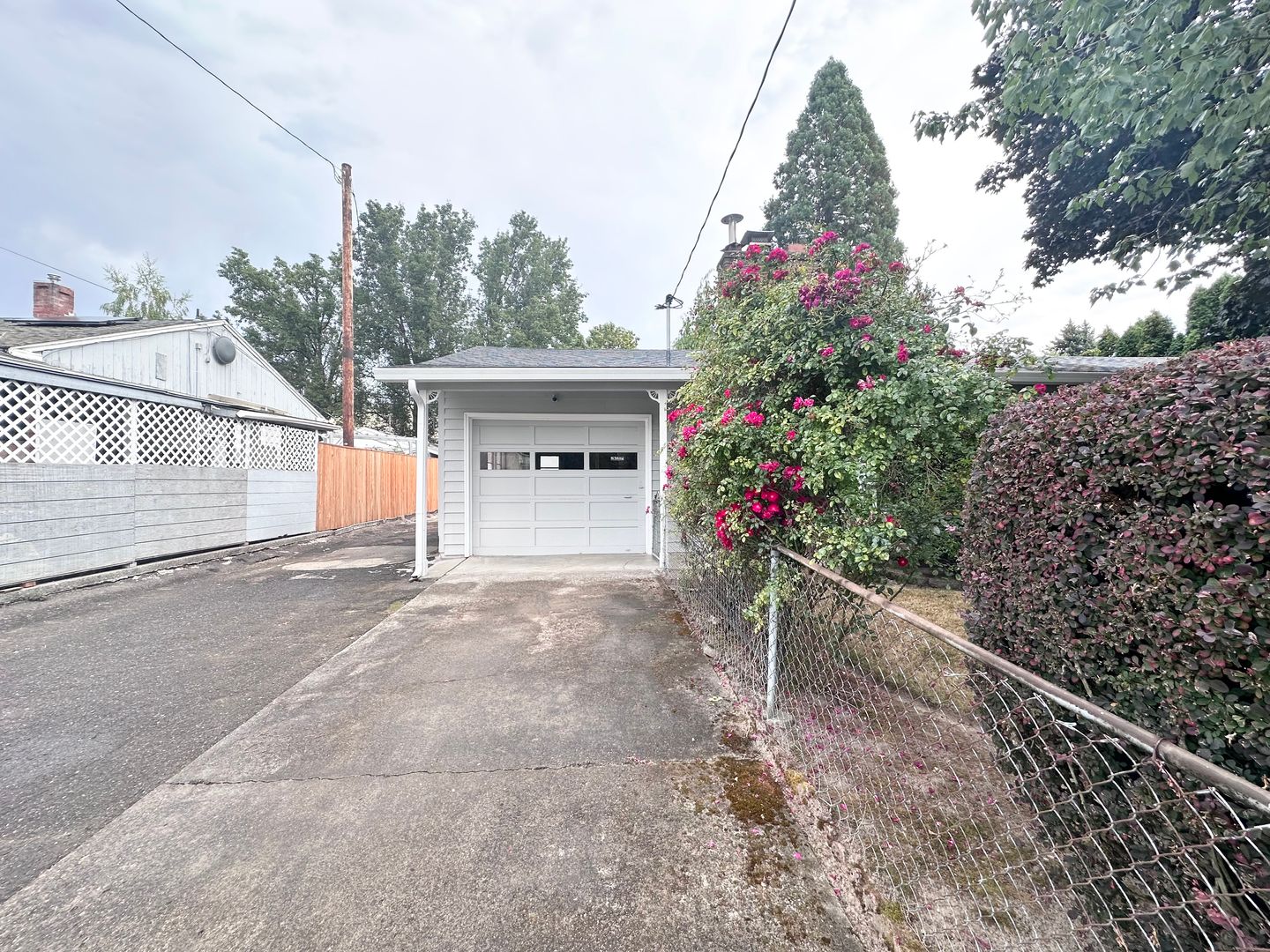 10910 SW 74th Ave.  - Tigard - Oregon - 3 bed, 1 bath rental property