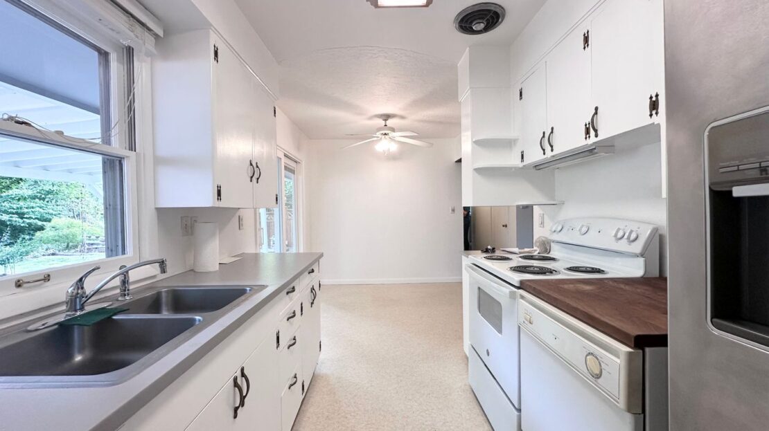 10910 SW 74th Ave.  - Tigard - Oregon - 3 bed, 1 bath rental property