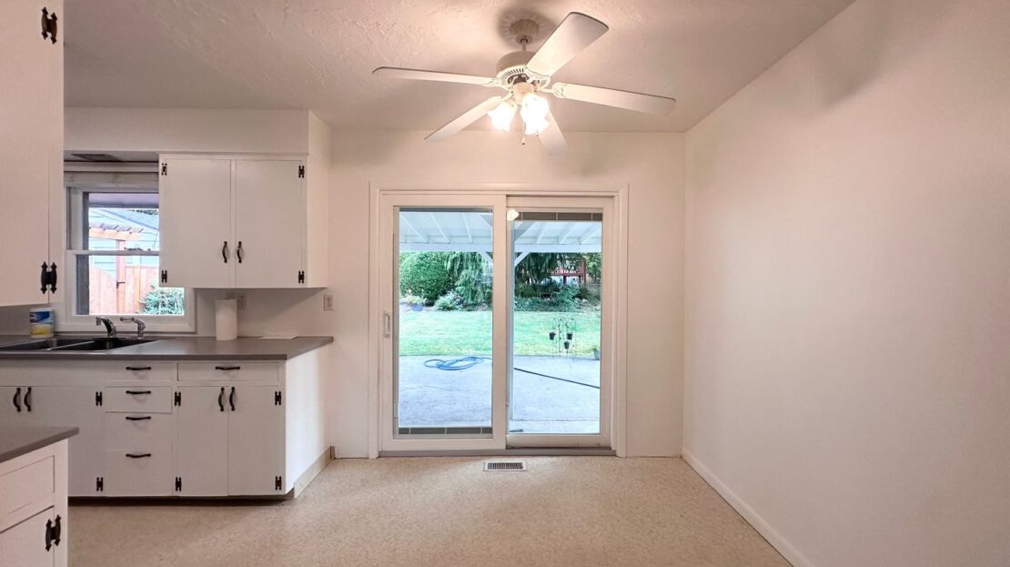 10910 SW 74th Ave.  - Tigard - Oregon - 3 bed, 1 bath rental property