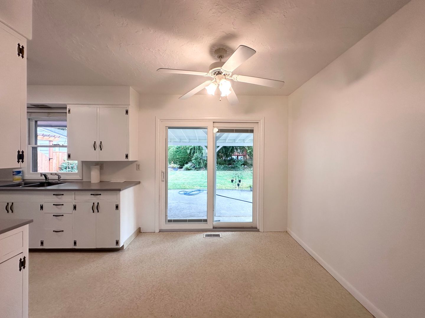 10910 SW 74th Ave.  - Tigard - Oregon - 3 bed, 1 bath rental property