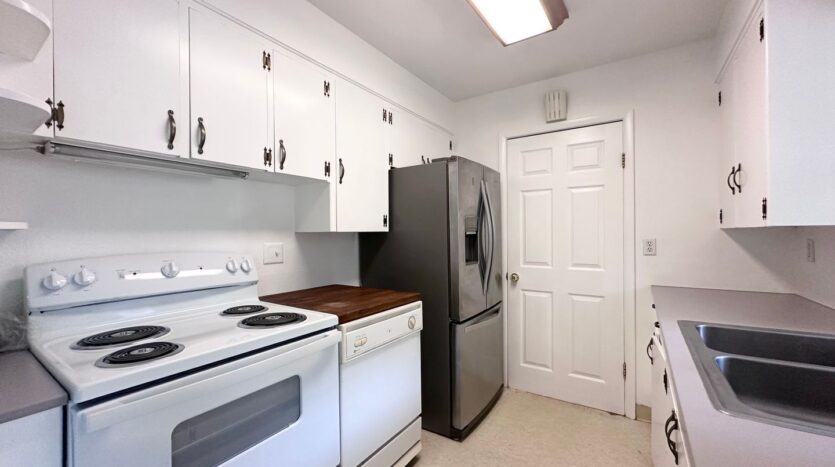 10910 SW 74th Ave.  - Tigard - Oregon - 3 bed, 1 bath rental property