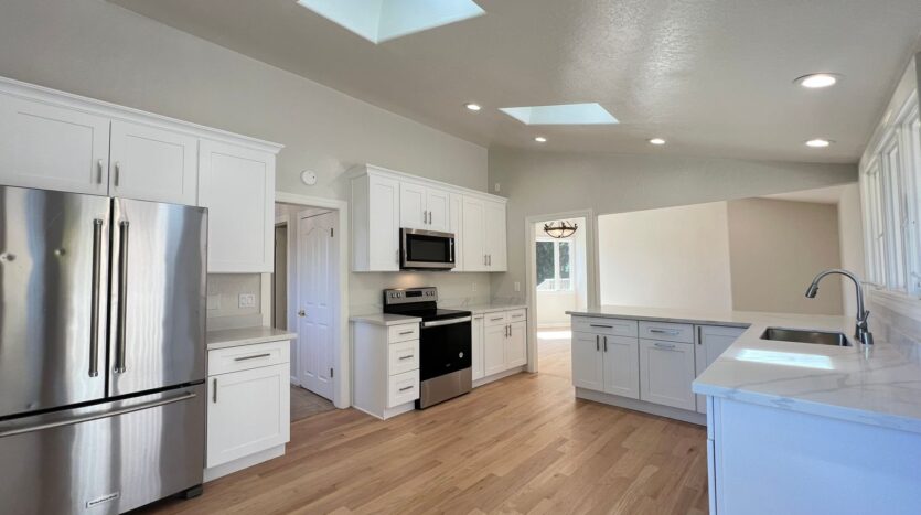 11 Daisy Ln - Orinda - California - 4 bed, 3.5 bath rental property