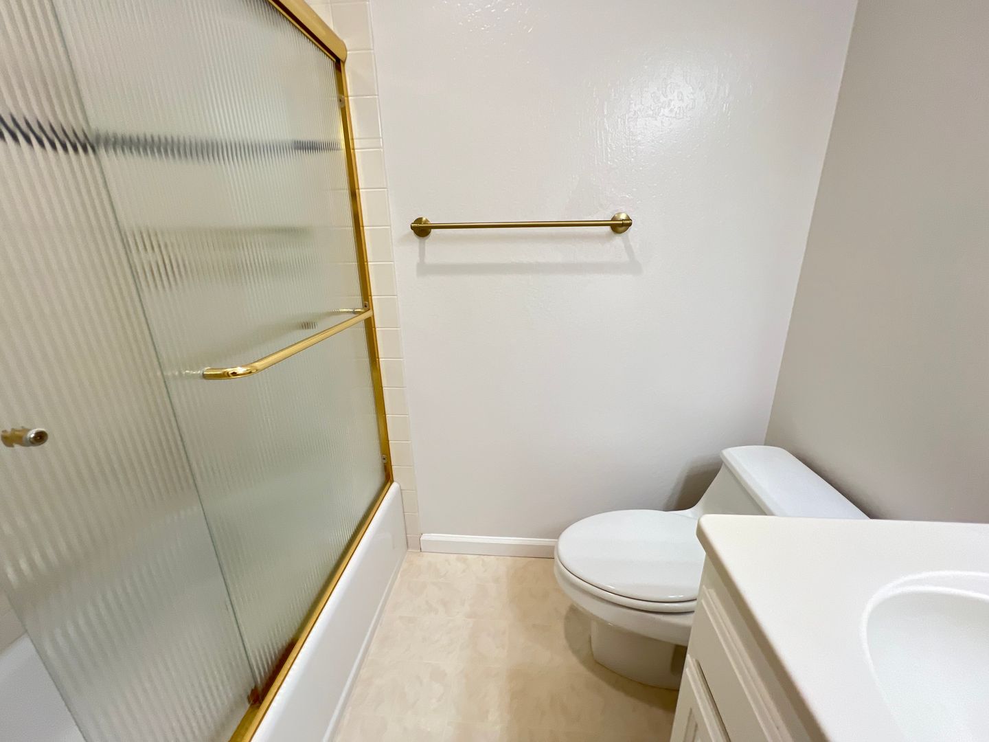 11 Daisy Ln - Orinda - California - 4 bed, 3.5 bath rental property