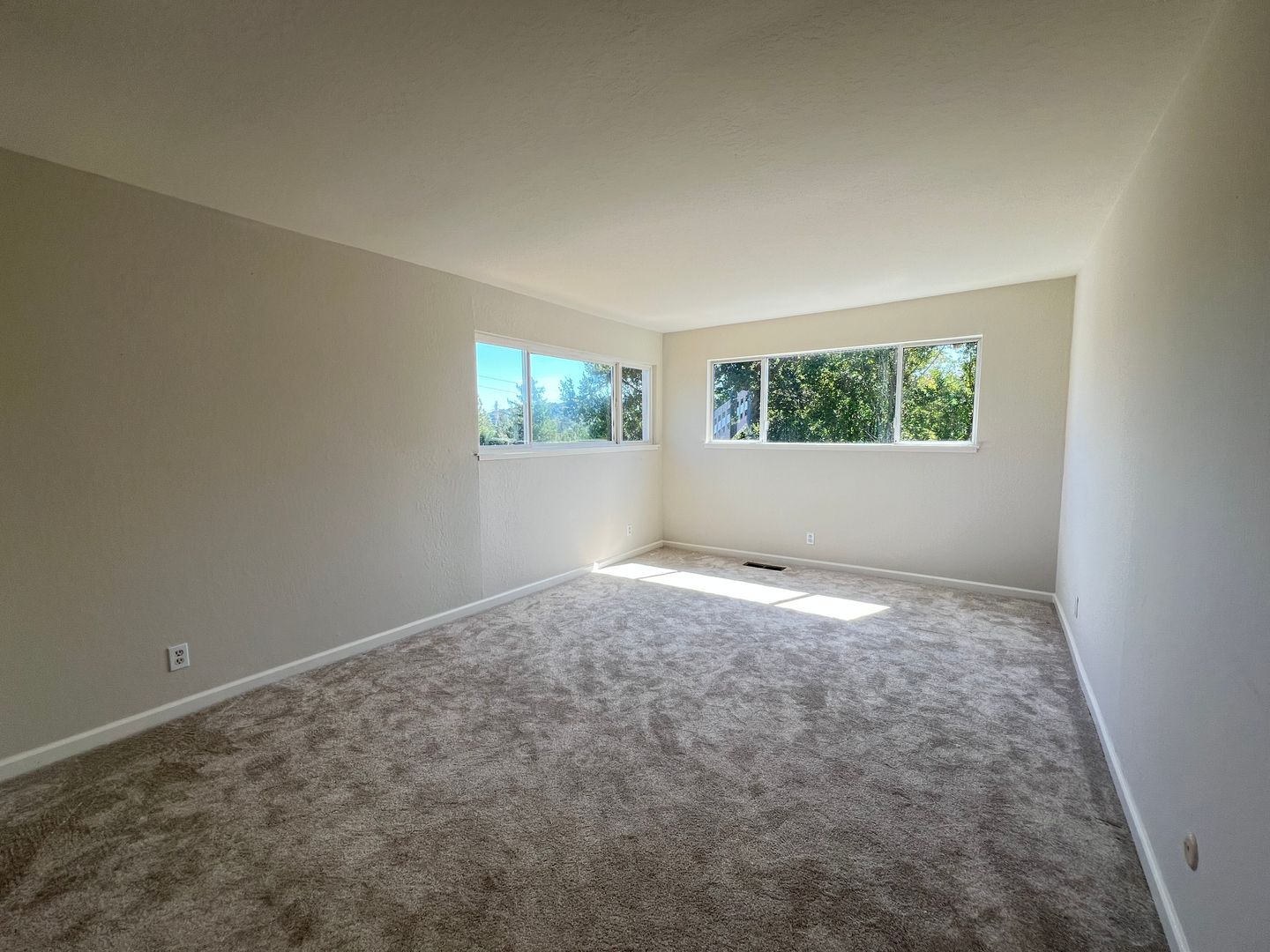 11 Daisy Ln - Orinda - California - 4 bed, 3.5 bath rental property