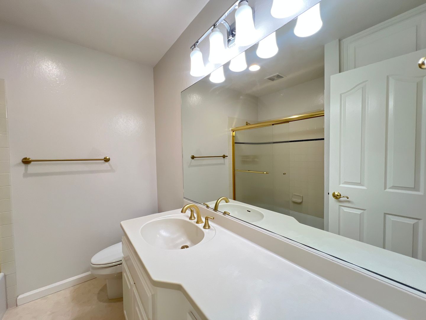 11 Daisy Ln - Orinda - California - 4 bed, 3.5 bath rental property