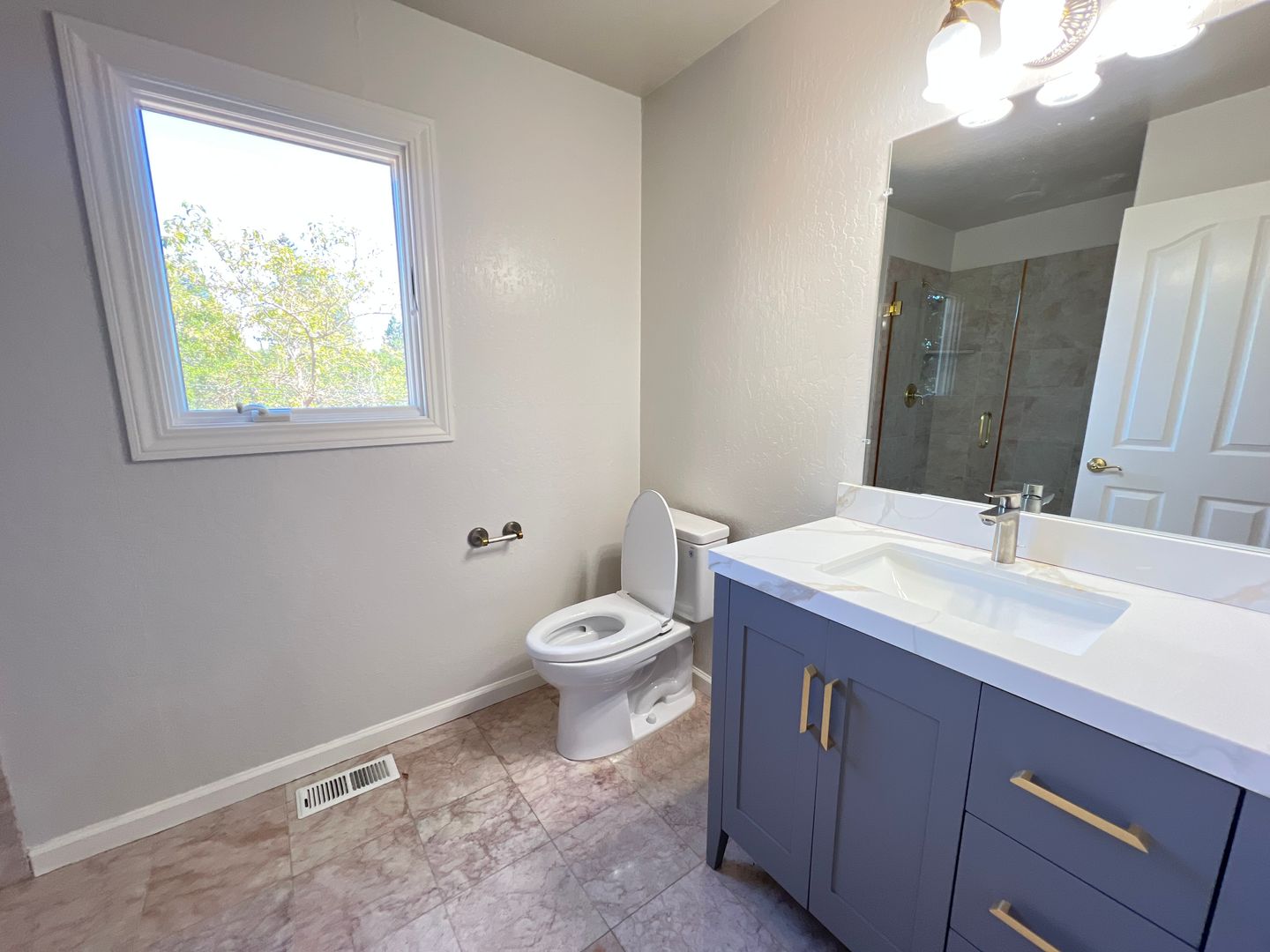 11 Daisy Ln - Orinda - California - 4 bed, 3.5 bath rental property