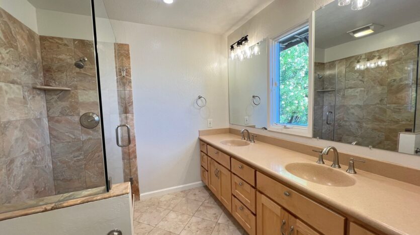 11 Daisy Ln - Orinda - California - 4 bed, 3.5 bath rental property