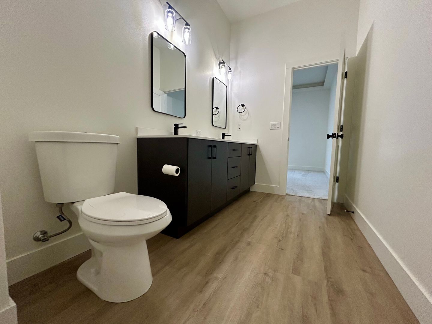 11015 NE 26th - Unit 08 - Vancouver - Washington - 3 bed, 2.5 bath rental property