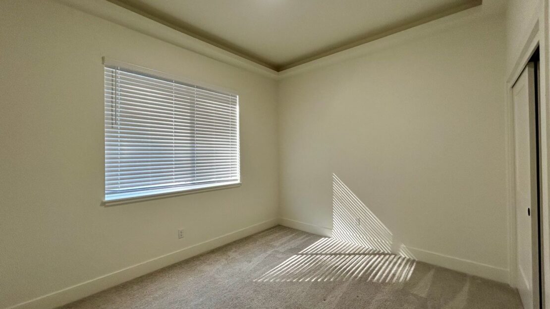 11015 NE 26th - Unit 08 - Vancouver - Washington - 3 bed, 2.5 bath rental property