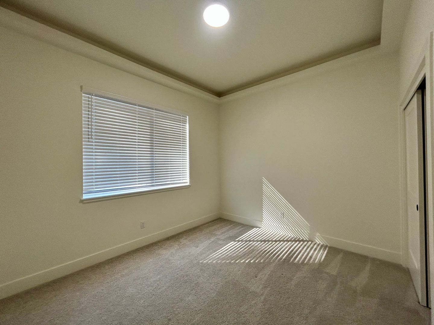 11015 NE 26th - Unit 08 - Vancouver - Washington - 3 bed, 2.5 bath rental property