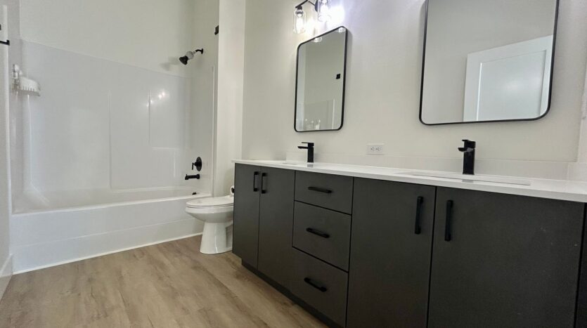 11015 NE 26th - Unit 08 - Vancouver - Washington - 3 bed, 2.5 bath rental property