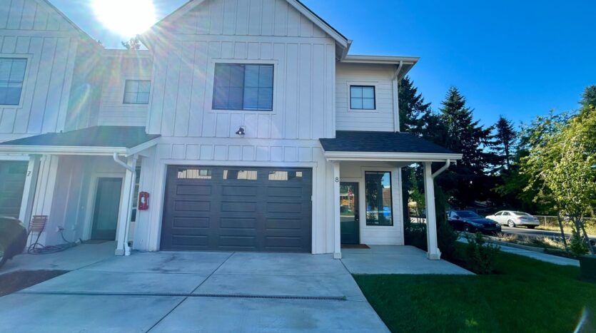 11015 NE 26th - Unit 08 - Vancouver - Washington - 3 bed, 2.5 bath rental property