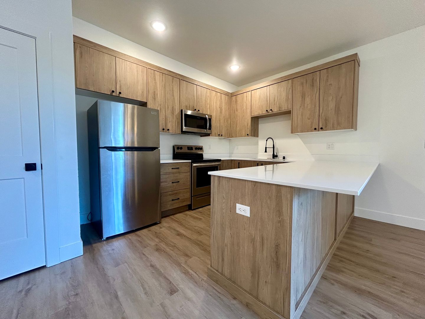 11015 NE 26th - Unit 08 - Vancouver - Washington - 3 bed, 2.5 bath rental property