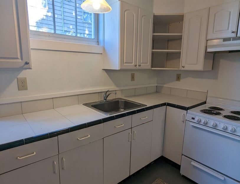 1110 12th Street - Bellingham - Washington - 3 bed, 1 bath rental property