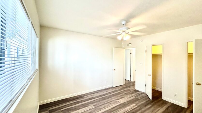 1115 Glenville Dr  #06 - Los Angeles - California - 2 bed, 1.5 bath rental property