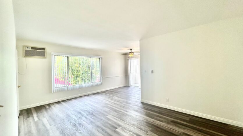1115 Glenville Dr  #06 - Los Angeles - California - 2 bed, 1.5 bath rental property