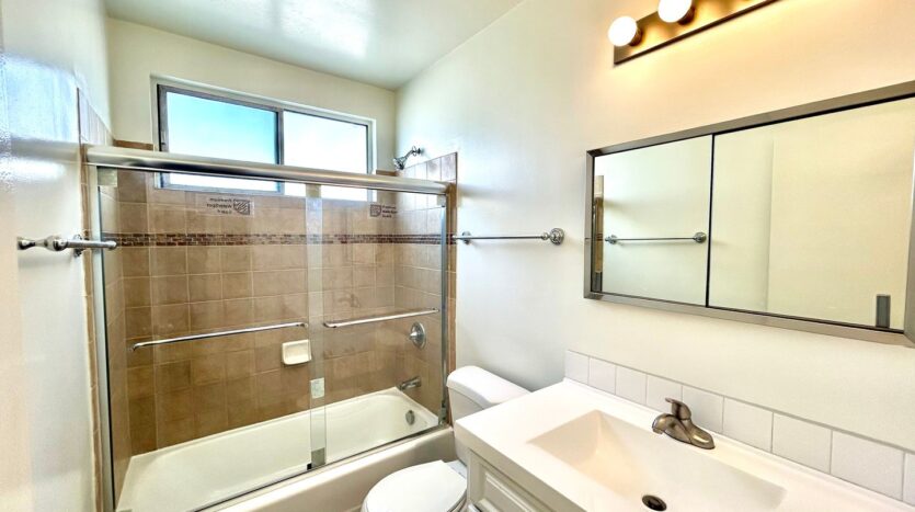 1115 Glenville Dr  #06 - Los Angeles - California - 2 bed, 1.5 bath rental property