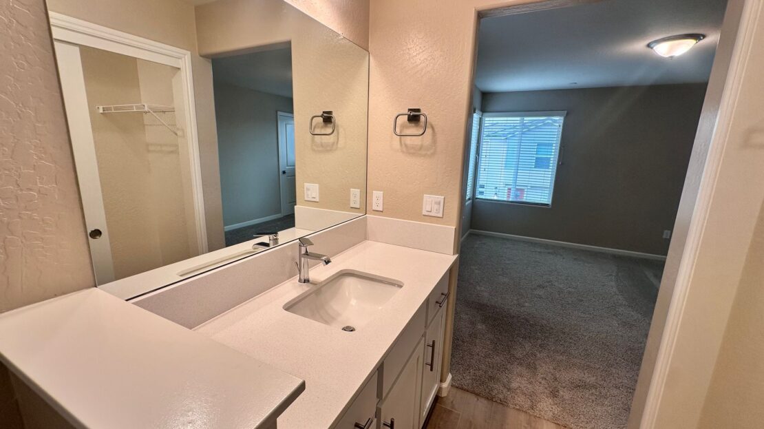 1116 Elevations Way  - Madera - California - 3 bed, 3 bath rental property