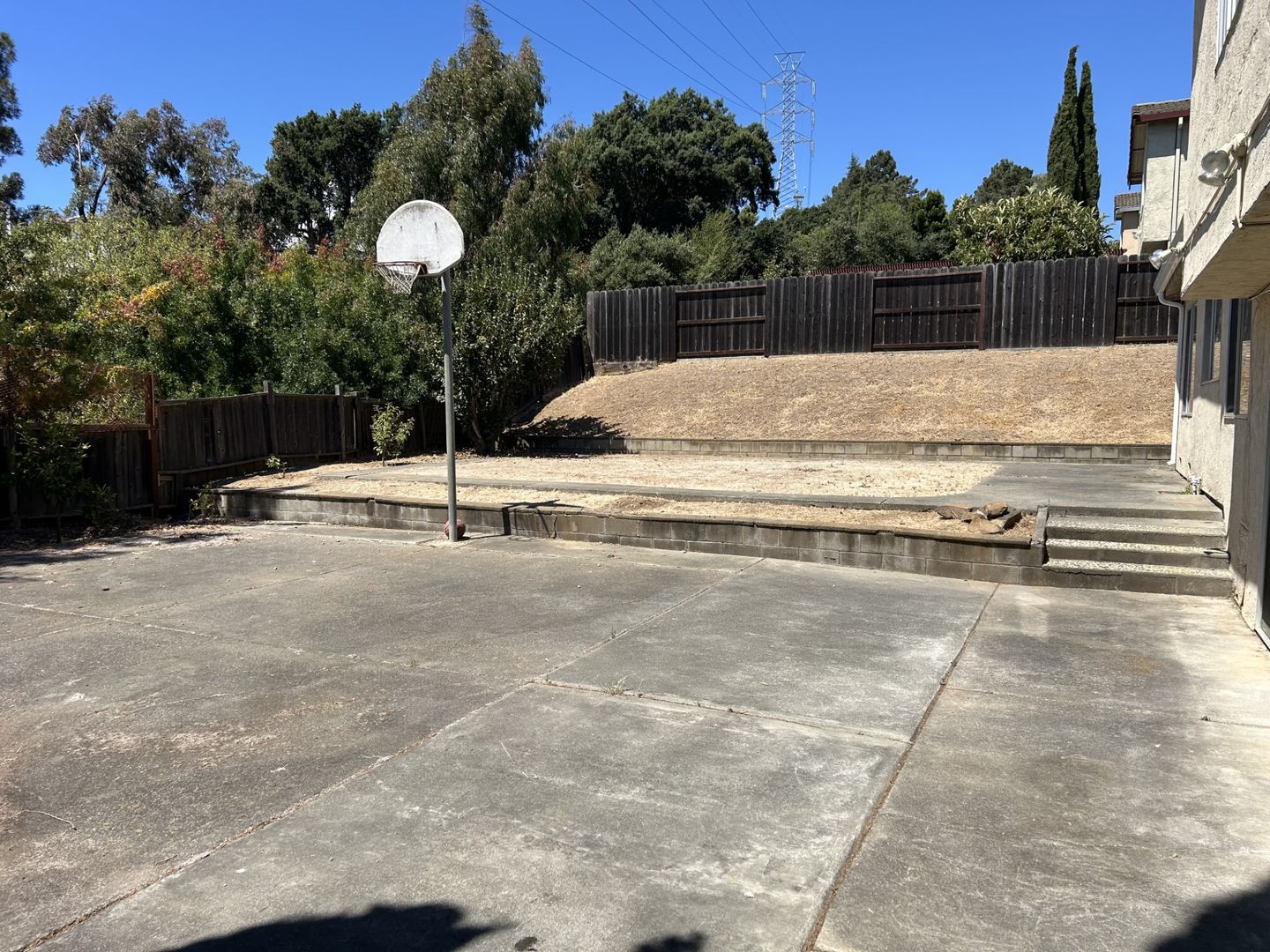 113 Ken Court - Vallejo - California - 4 bed, 2.5 bath rental property