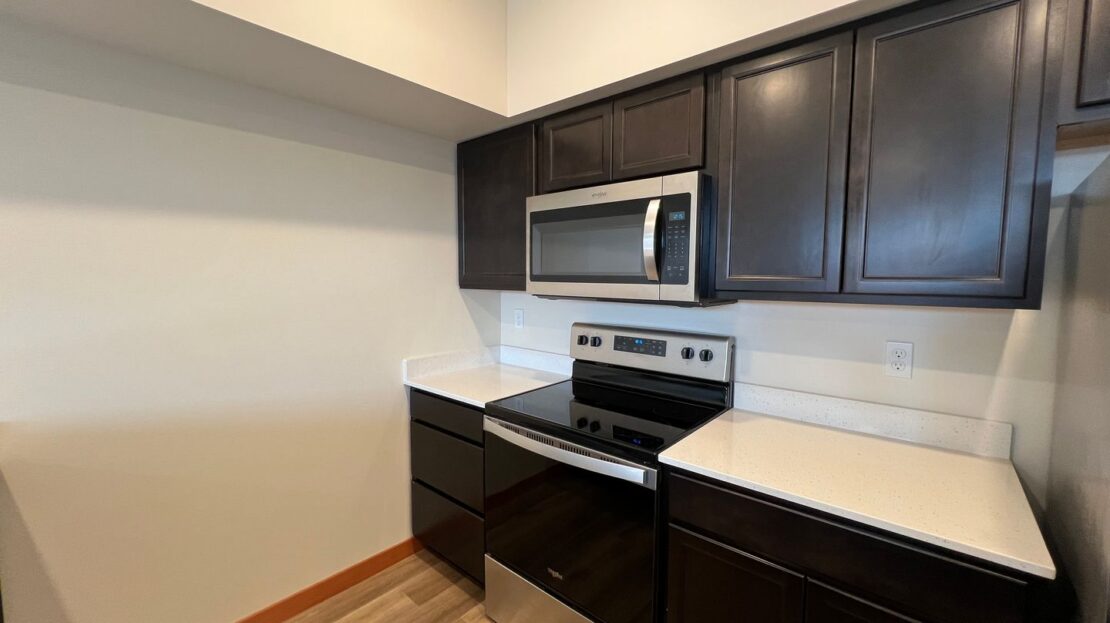 1130 13th Street - Bellingham - Washington - 1 bed, 1.5 bath rental property