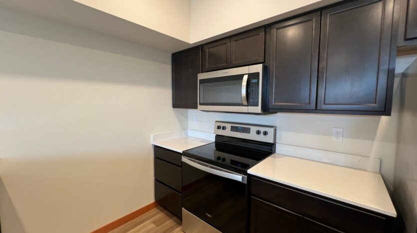 1130 13th Street - Bellingham - Washington - 1 bed, 1.5 bath rental property