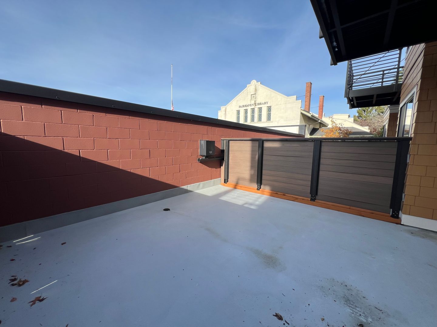 1130 13th Street - Bellingham - Washington - 1 bed, 1.5 bath rental property