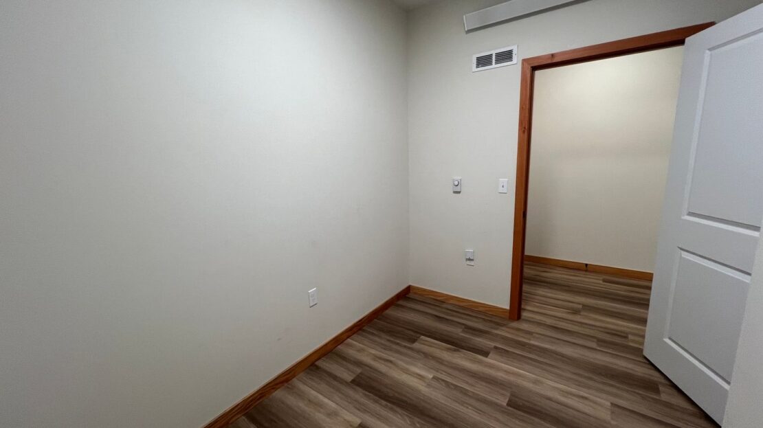 1130 13th Street - Bellingham - Washington - 1 bed, 1.5 bath rental property