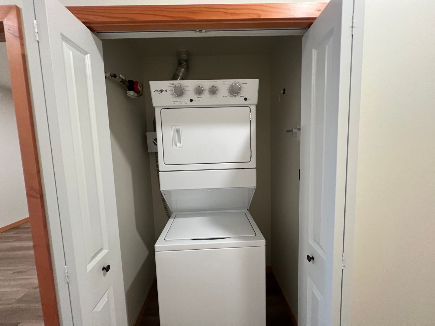 1130 13th Street - Bellingham - Washington - 1 bed, 1.5 bath rental property