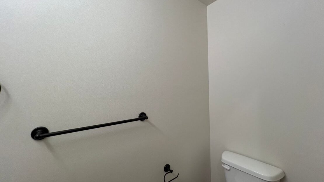 1130 13th Street - Bellingham - Washington - 1 bed, 1.5 bath rental property