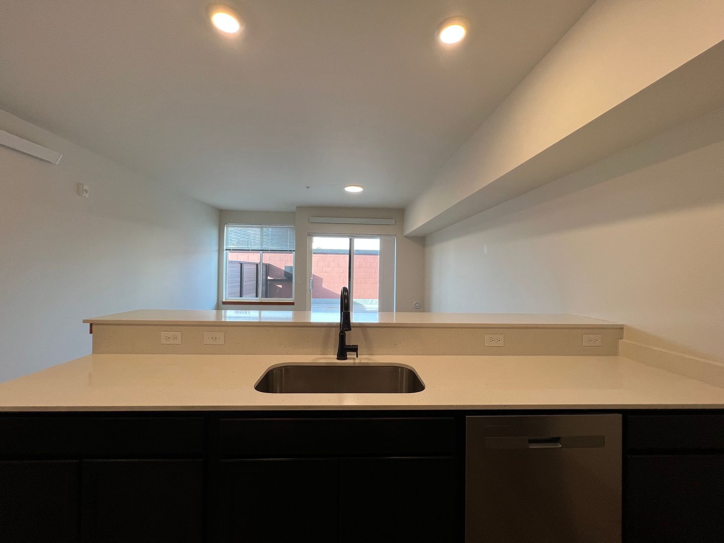 1130 13th Street - Bellingham - Washington - 1 bed, 1.5 bath rental property