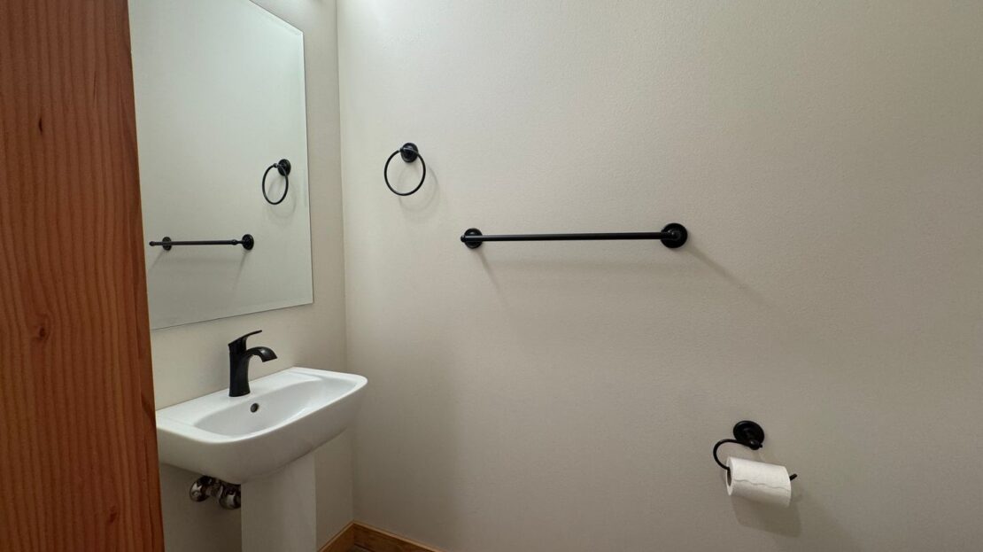 1130 13th Street - Bellingham - Washington - 2 bed, 1.5 bath rental property