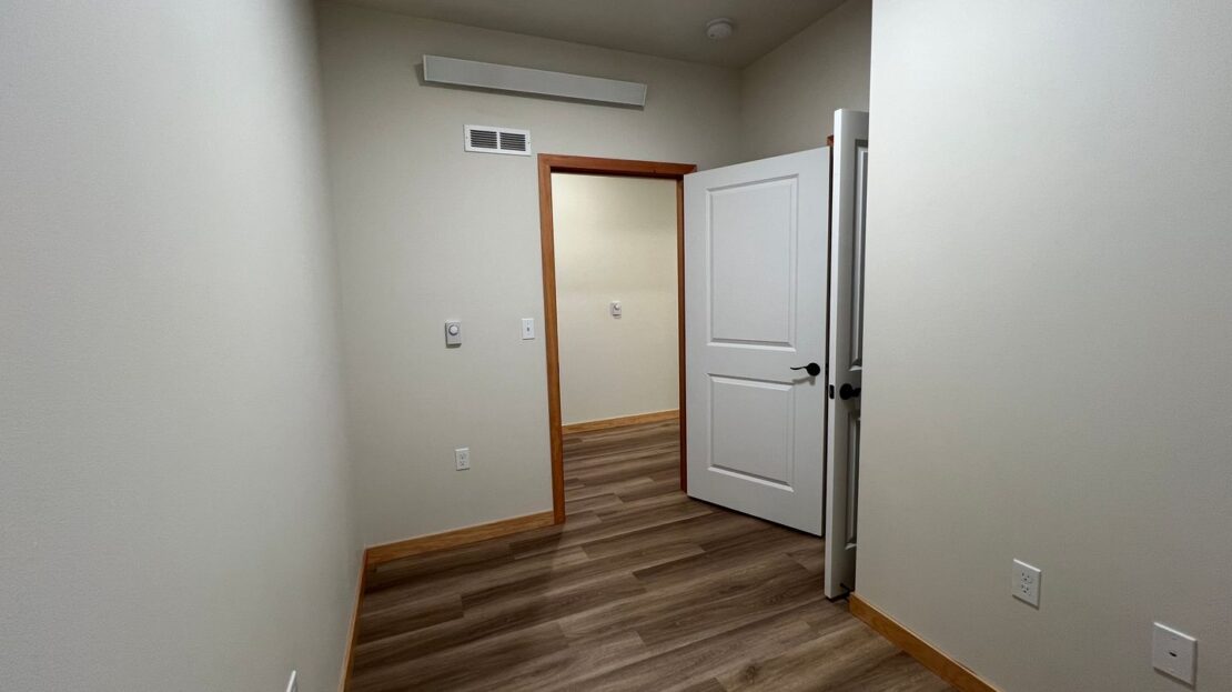 1130 13th Street - Bellingham - Washington - 1 bed, 1.5 bath rental property