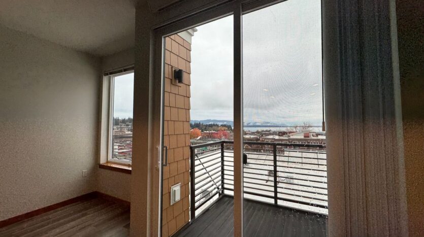 1130 13th Street - Bellingham - Washington - 2 bed, 1.5 bath rental property