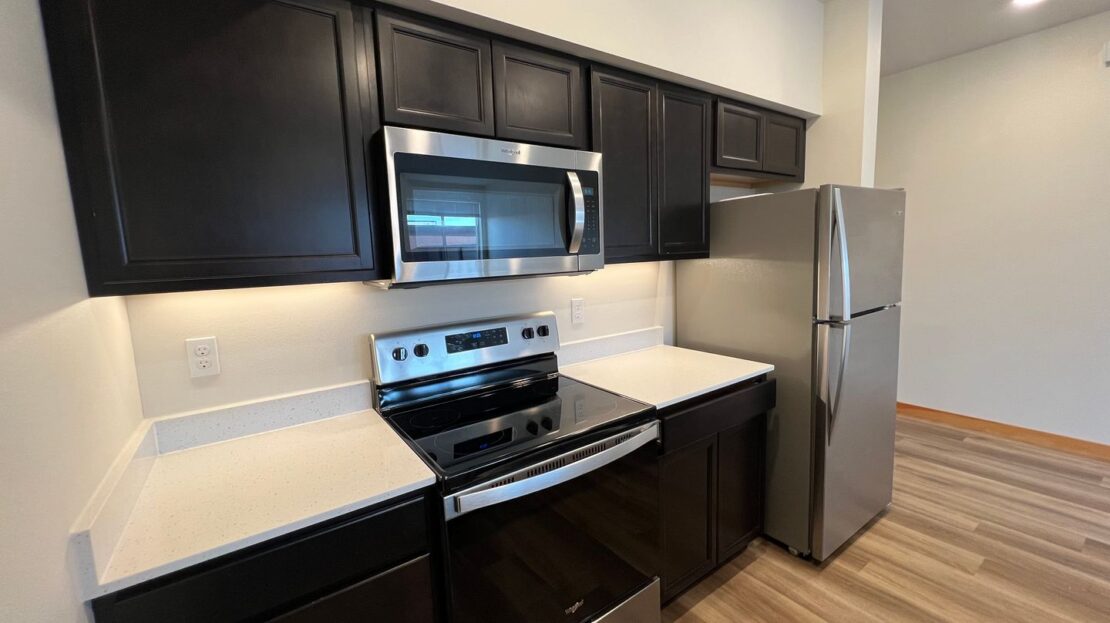 1130 13th Street - Bellingham - Washington - 1 bed, 1.5 bath rental property