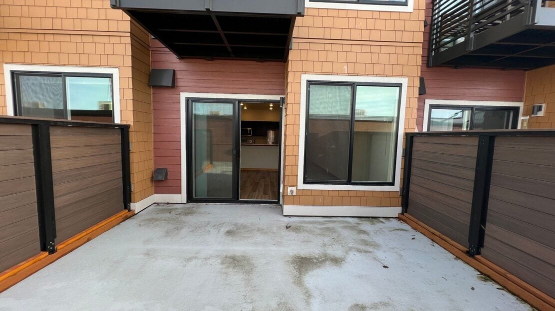 1130 13th Street - Bellingham - Washington - 1 bed, 1.5 bath rental property