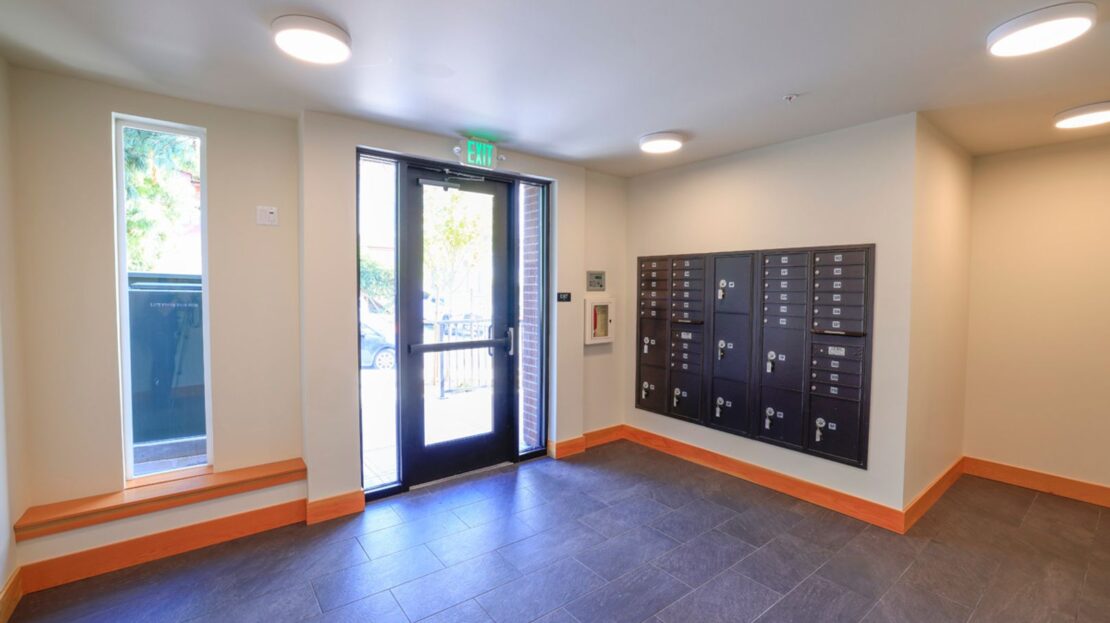 1130 13th Street - Bellingham - Washington - 1 bed, 1 bath rental property