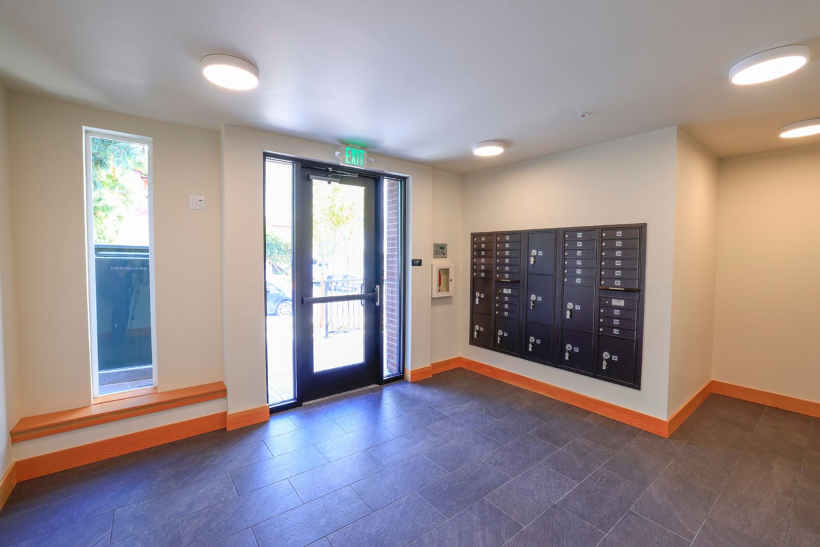 1130 13th Street - Bellingham - Washington - 1 bed, 1 bath rental property