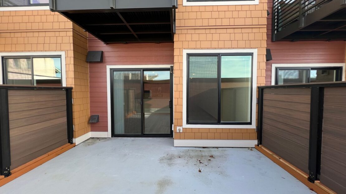 1130 13th Street - Bellingham - Washington - 1 bed, 1.5 bath rental property