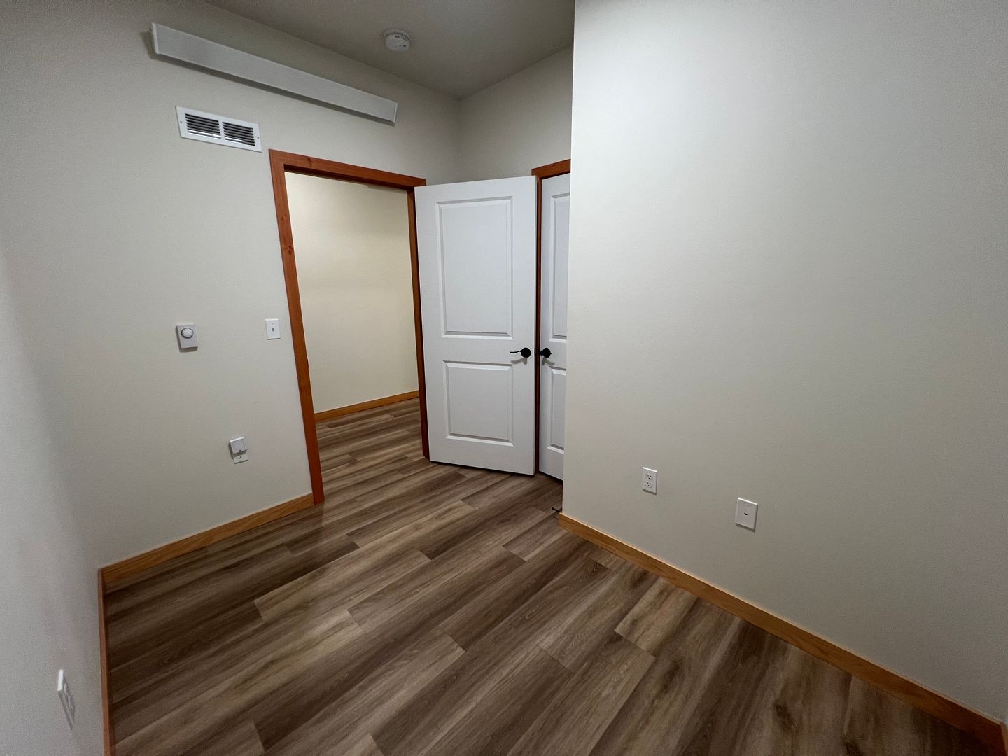 1130 13th Street - Bellingham - Washington - 1 bed, 1.5 bath rental property