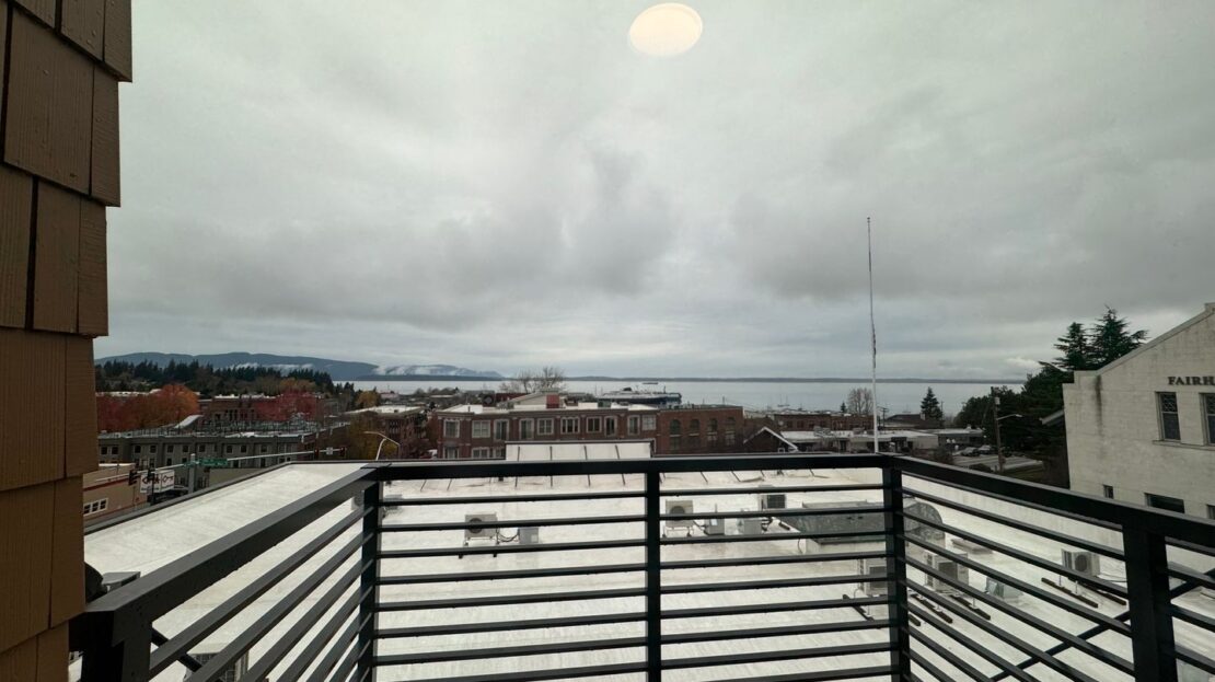 1130 13th Street - Bellingham - Washington - 2 bed, 1.5 bath rental property