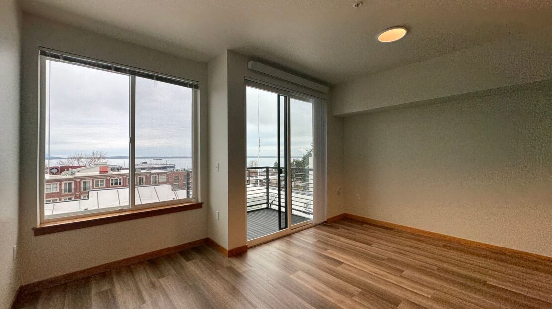 1130 13th Street - Bellingham - Washington - 2 bed, 1.5 bath rental property